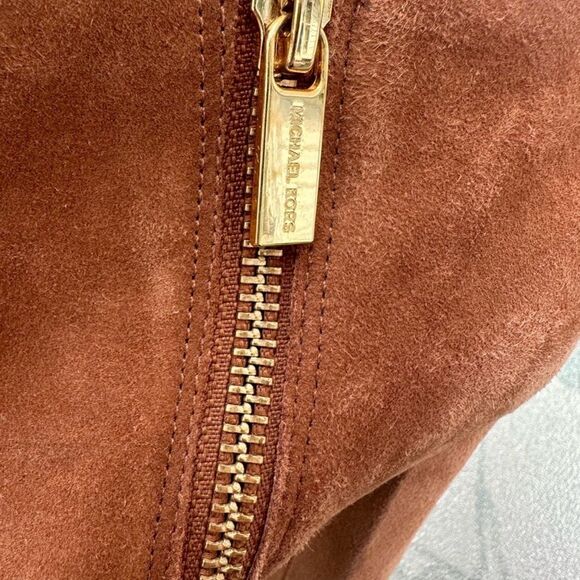 Michael Kors l Tan Suede Heel Booties l Side Zip l Gold Hardware l 8.5 l EUC - Picture 7 of 11